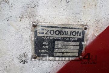 2009 Zoomlion ZLJ5 Truck-Mounted Crane