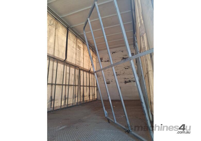 2020 Alltruck Bodies Curtainsider Dog Trailer