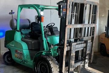 Mitsubishi   5.5T Forklift