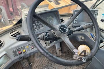 Volvo L120C Articulated Wheel Loader