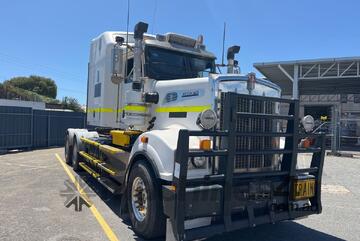 2017 Kenworth T909 Prime Mover