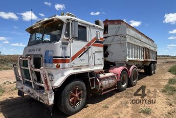 1976 WHITE ROAD COMMANDER WITH BOGIE TIPPER
