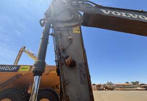 Volvo   EC350DL Excavator