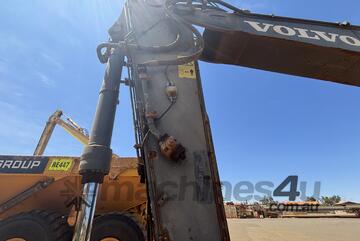 Volvo   EC350DL Excavator