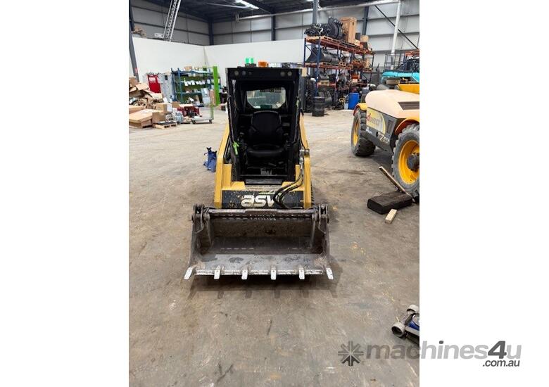 ASV RT-30 POSI-TRACK® LOADER