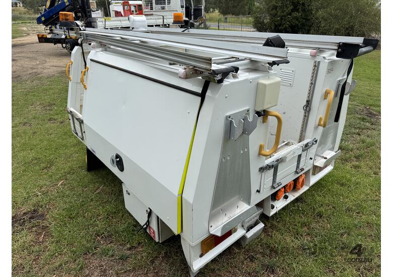 CSM Service Body off Toyota Hilux 