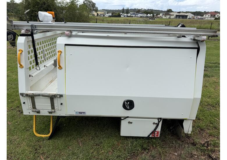 CSM Service Body off Toyota Hilux 