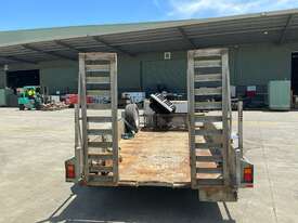 2006 Hilltop Tandem Axle Plant Trailer - picture2' - Click to enlarge