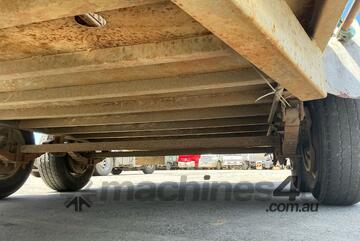 2006 Hilltop Tandem Axle Plant Trailer