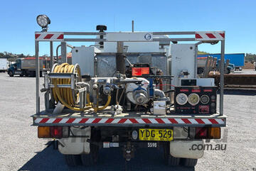 2001 Mitsubishi Canter FG637 Fire Truck