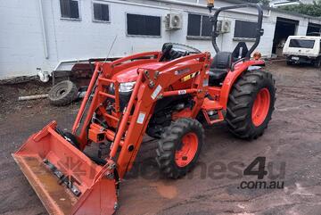 Kubota   L4600 Tractor 115hrs
