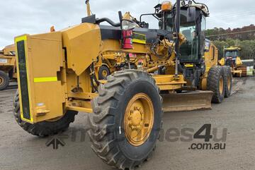Caterpillar 2011   12M PB133