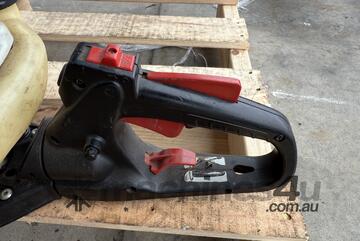 Shindaiwa DH2200ST Petrol Hedge Trimmer (Council Asset)