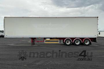 2017 Maxitrans ST3 Tri Axle Refrigerated Pantech Trailer