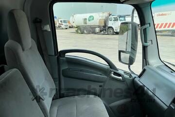 2013 Isuzu NNR 200 MWB Pantech