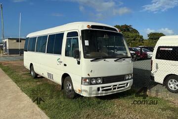 Toyota 2000   Coaster Bus