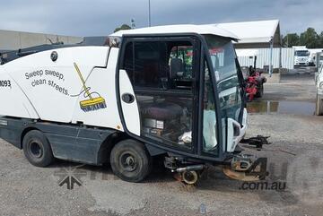 Macdonald Johnston   CN201