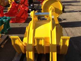 PC200 five finger Grapple - picture1' - Click to enlarge