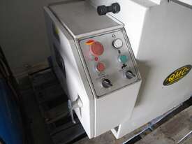 Manual Surface Grinder - picture2' - Click to enlarge