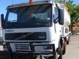 2000 VOLVO FM12 Service Vehicle - picture0' - Click to enlarge