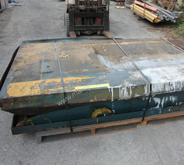 caption Hydraulic Scissor Lift 3175 KG