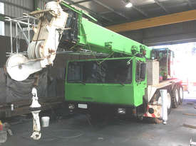 1986 LIEBHERR LTM 1070  - picture0' - Click to enlarge