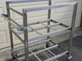 CATERING STAINLESS STEEL TROLLEY - picture1' - Click to enlarge