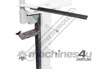 B-PBT Wrought Iron Picket & Basket Twister Attachment 25 x 6mm Flat Bar, 12.5mm Solid Round or Squar