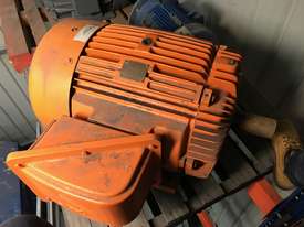 37 kw 50 hp 6 pole 415 v AC Electric Motor - picture0' - Click to enlarge