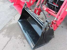 MAHINDRA 1538 4WD inc LOADER & 4in1 BUCKET - picture0' - Click to enlarge