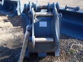 VARIOUS ROO ATTACHMENST Grapple/Grab Attachments - picture1' - Click to enlarge