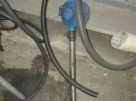 Drum Pump Hand operated - picture0' - Click to enlarge