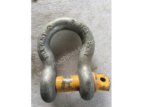 Bow Shackle 6.5 ton 22mm Rigging Equipment