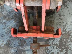 Beam Trolley Girder Carriage 6 Tonne Adjustable 105 - 305mm - picture1' - Click to enlarge