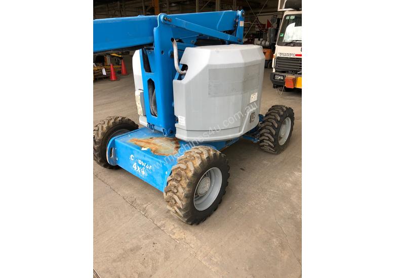 caption GENIE Z34/22 KNUCKLE BOOM