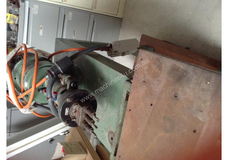 caption Rye woodwork doweler