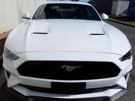 Ford Mustang Car Light Commercial - picture1' - Click to enlarge