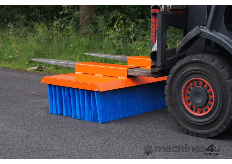 New 2019 Solo Tuchel Solo Bucket Broom Angle Road Sweeper for Forklifts