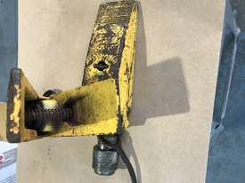 Enerpac Hydraulic 1 Ton Wedge Spreader WR5 Wedgie Cylinder Industrial Quality Tool - picture2' - Click to enlarge