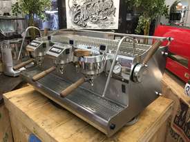 SYNESSO SABRE HYDRA HYBRID 3 GROUP STAINLESS ESPRESSO COFFEE MACHINE CAFE LATTE - picture1' - Click to enlarge