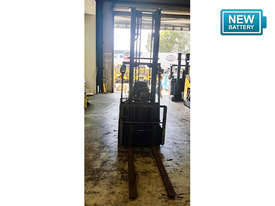 1.8T Battery Electric 3 Wheel Battery Electric Forklift - picture0' - Click to enlarge