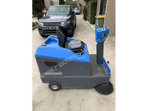 Ride on Electric Sweeper