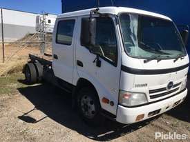 2010 Hino 300 716 - picture0' - Click to enlarge