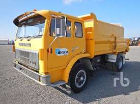 INTERNATIONAL ACCO 1800D Tipper Truck (S/A) - picture0' - Click to enlarge