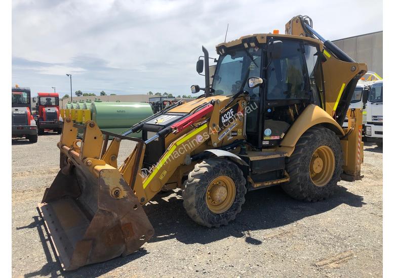 caption 2012 CATERPILLAR 432F BACKHOE LOADER