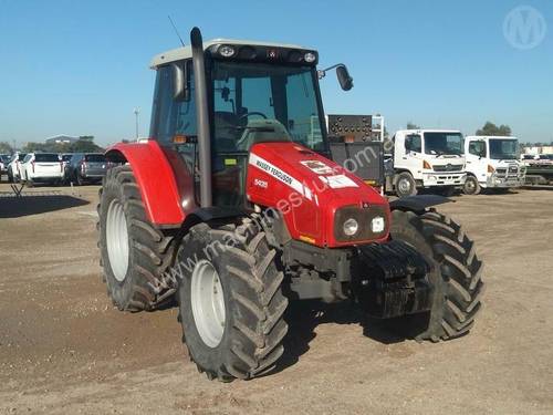 Massey Ferguson 5435