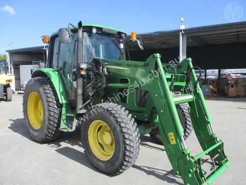 John Deere 6130