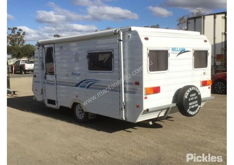 Buy Used millard 2004 Millard Horizon Caravan Trailer in , - Listed on ...