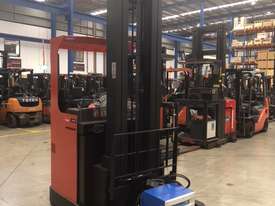 BT RRM16 REACH TRUCK LOW 775 HOURS 7500MM - picture1' - Click to enlarge