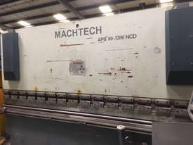 Machtech - Pressbrake - 3m x 80ton - picture0' - Click to enlarge